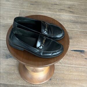 Elegant Black Leather Loafers